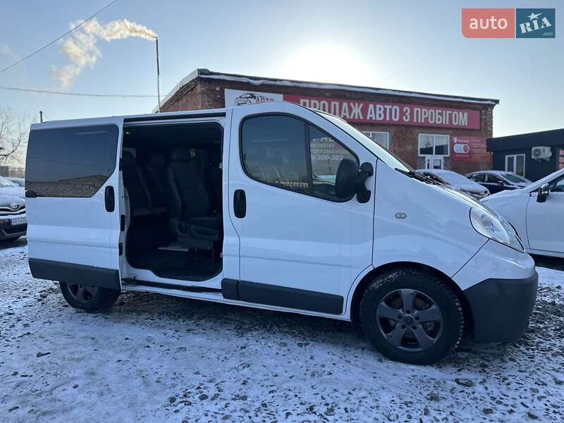 Минивэн Renault Trafic 2010 в Смеле