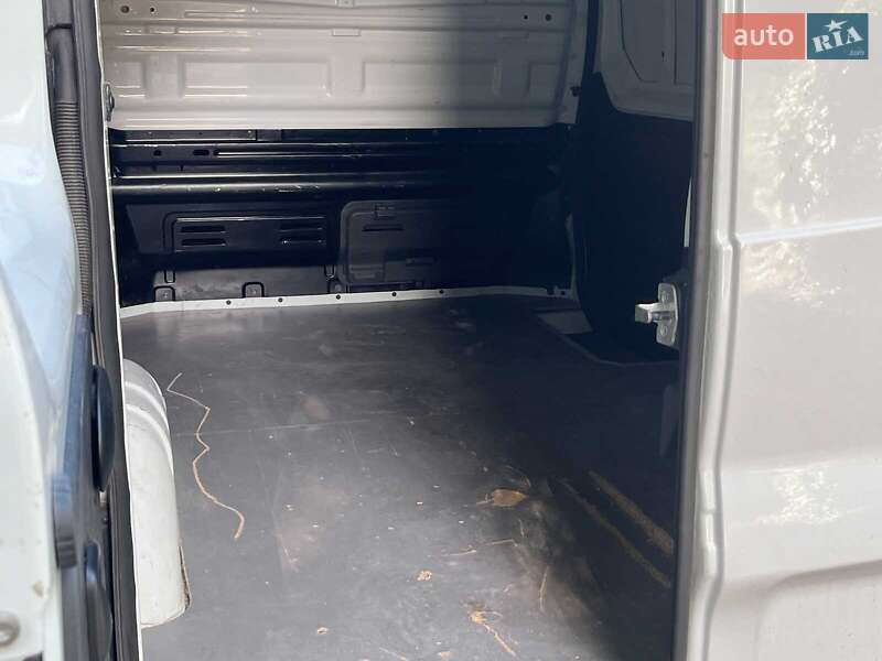 Грузовой фургон Renault Trafic 2018 в Киеве