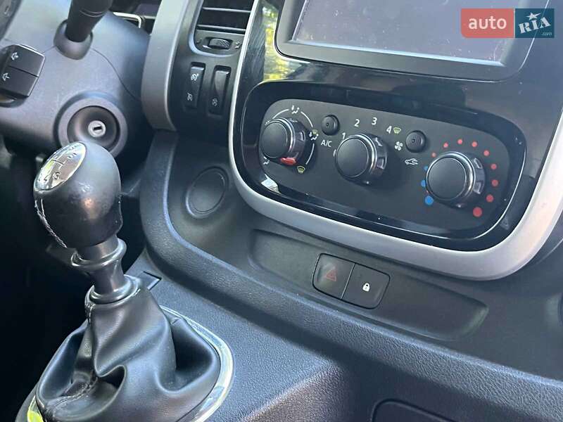 Грузовой фургон Renault Trafic 2018 в Киеве