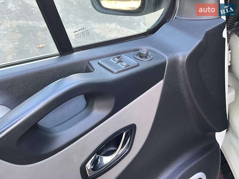 Грузовой фургон Renault Trafic 2018 в Киеве