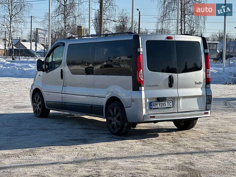Минивэн Renault Trafic 2008 в Житомире фото 7 Минивэн Renault Trafic 2008 в Житомире