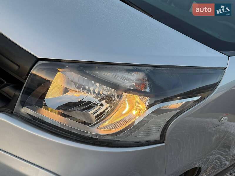 Минивэн Renault Trafic 2016 в Одессе фото 9 Минивэн Renault Trafic 2016 в Одессе