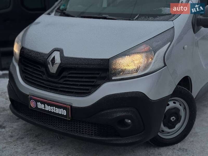 Грузопассажирский фургон Renault Trafic 2018 в Ровно фото 2 Грузопассажирский фургон Renault Trafic 2018 в Ровно
