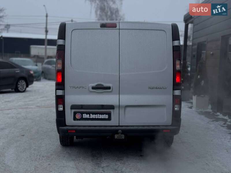 Грузопассажирский фургон Renault Trafic 2018 в Ровно фото 25 Грузопассажирский фургон Renault Trafic 2018 в Ровно