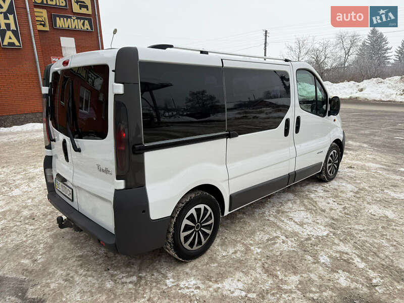 Минивэн Renault Trafic 2004 в Кременце