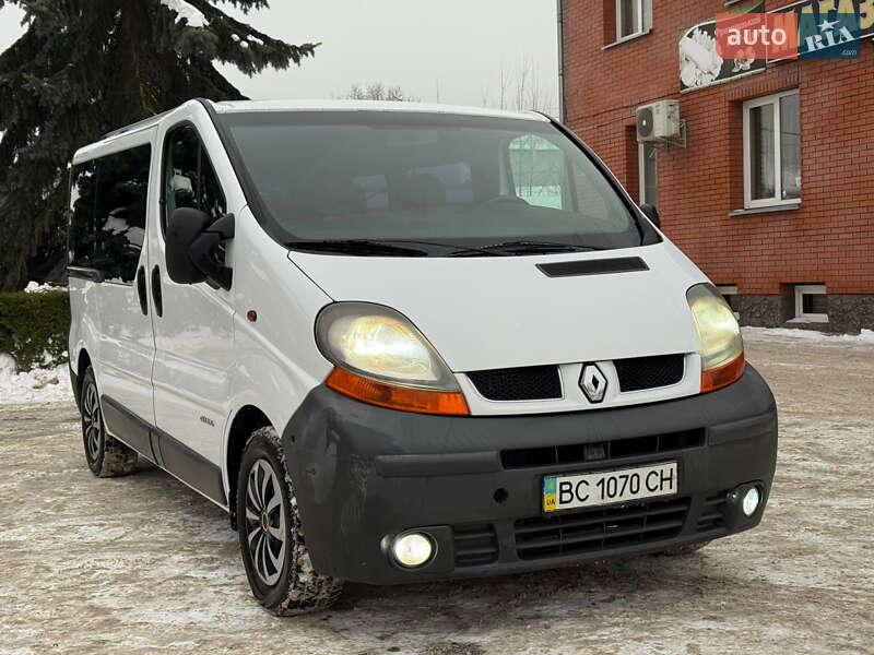Минивэн Renault Trafic 2004 в Кременце