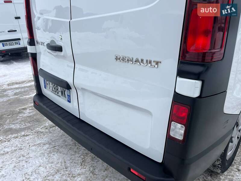 Грузопассажирский фургон Renault Trafic 2021 в Дубно