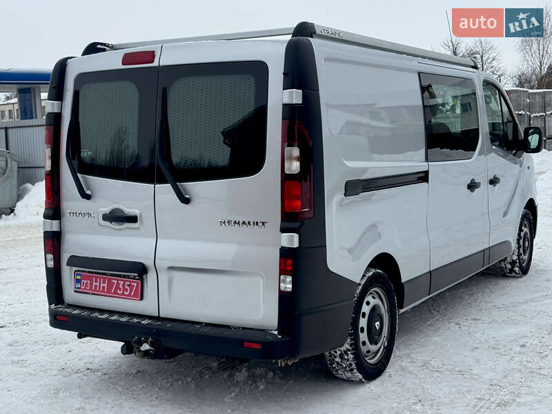 Грузопассажирский фургон Renault Trafic 2020 в Дубно