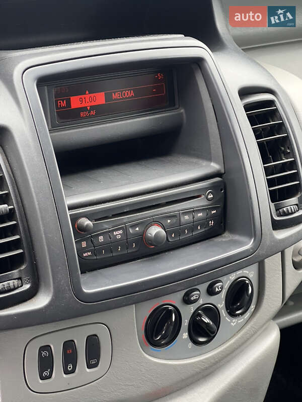 Минивэн Renault Trafic 2012 в Ковеле фото 28 Минивэн Renault Trafic 2012 в Ковеле