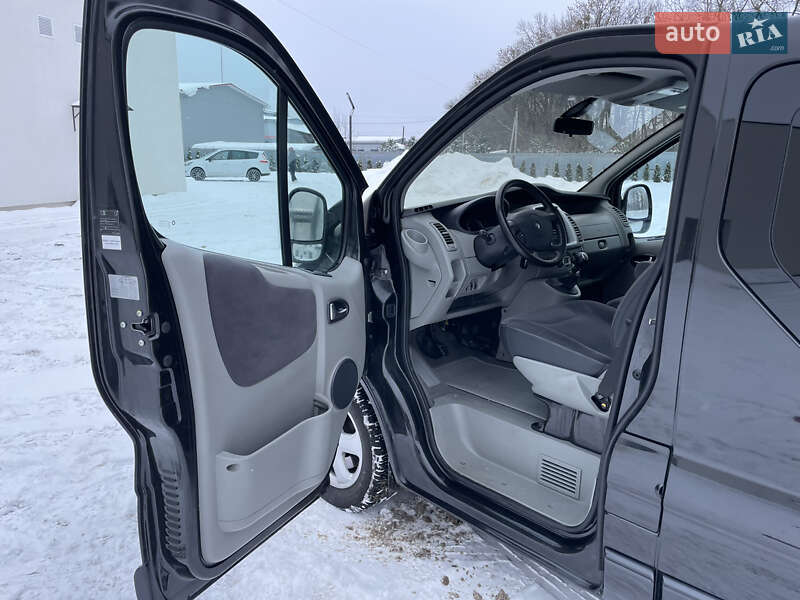 Мінівен Renault Trafic 2012 в Луцьку фото 32 Мінівен Renault Trafic 2012 в Луцьку