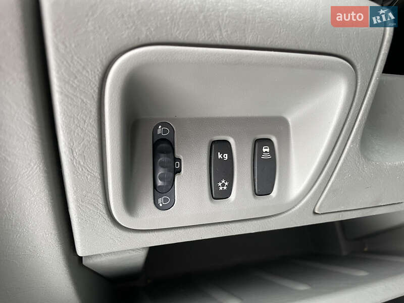 Мінівен Renault Trafic 2012 в Луцьку фото 39 Мінівен Renault Trafic 2012 в Луцьку