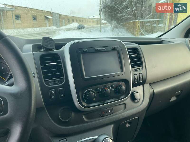 Минивэн Renault Trafic 2016 в Казатине фото 9 Минивэн Renault Trafic 2016 в Казатине