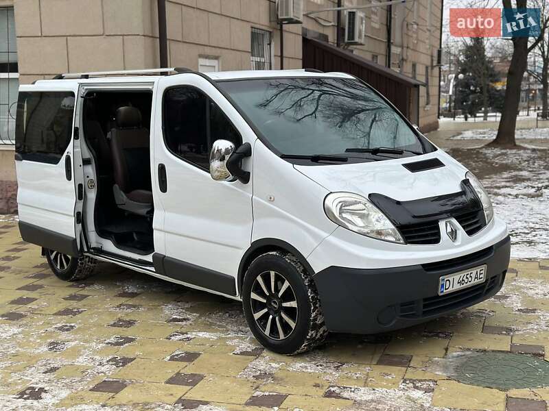 2008 Renault Trafic, VIN VF1FLAHA68Y294941:plate — фото 1 (autoria)