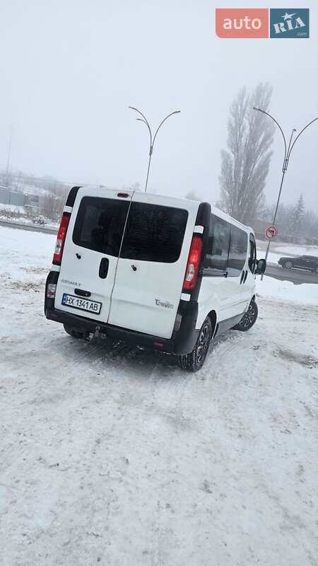 Минивэн Renault Trafic 2006 в Черновцах фото 8 Минивэн Renault Trafic 2006 в Черновцах