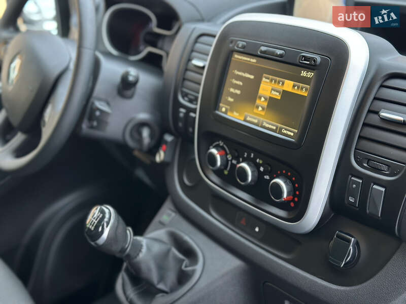 Вантажний фургон Renault Trafic 2020 в Бродах фото 29 Вантажний фургон Renault Trafic 2020 в Бродах