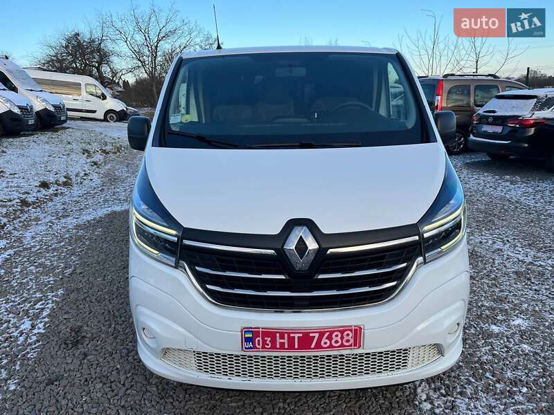 Минивэн Renault Trafic 2021 в Дубно