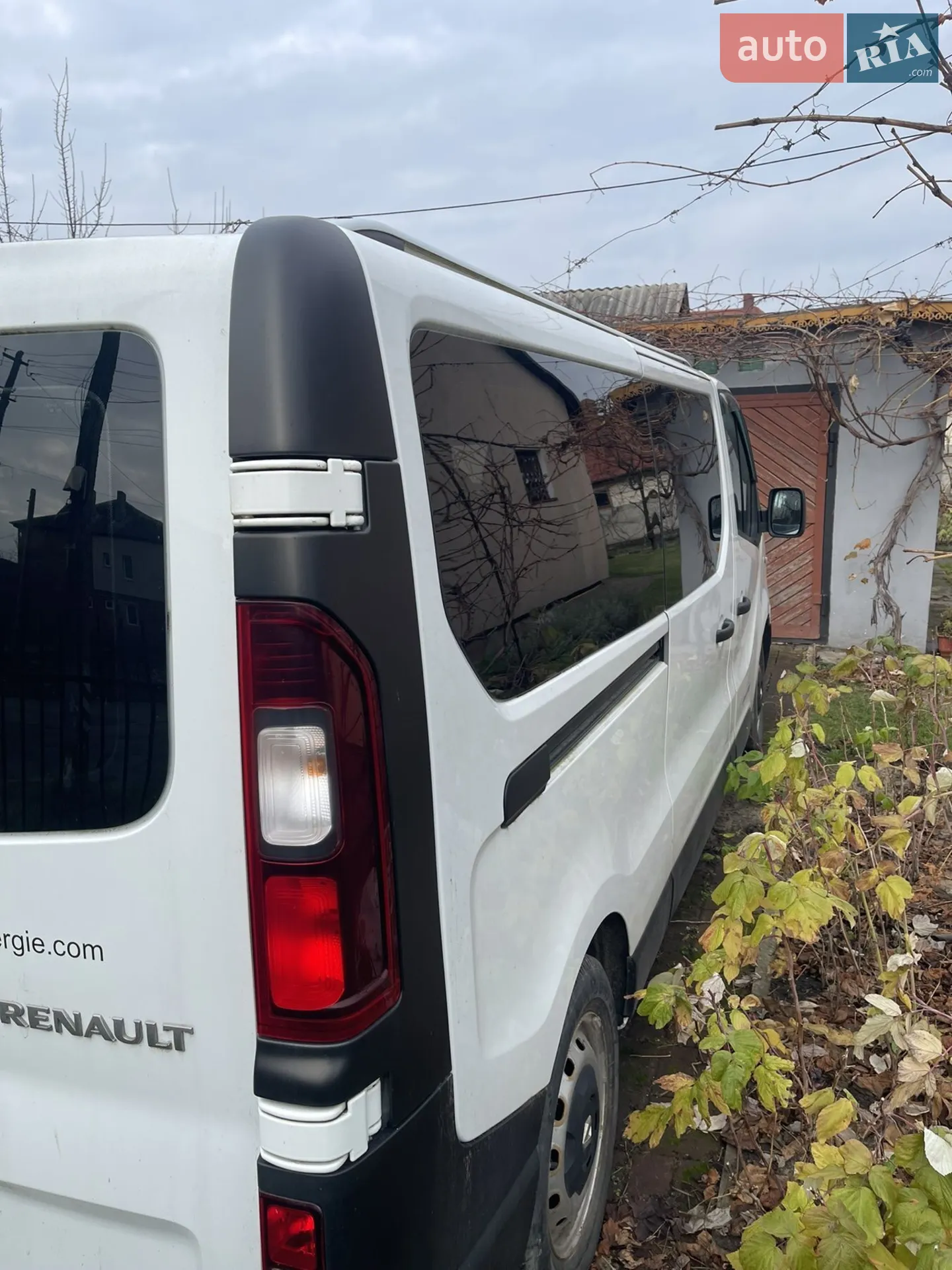2015 Renault Trafic - мініатюра 3