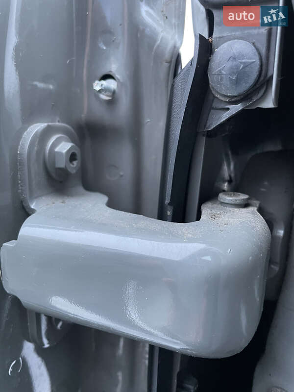 Вантажопасажирський фургон Renault Trafic 2018 в Києві