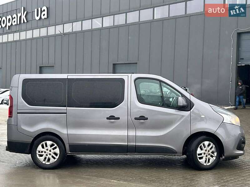 Мінівен Renault Trafic 2015 в Львові