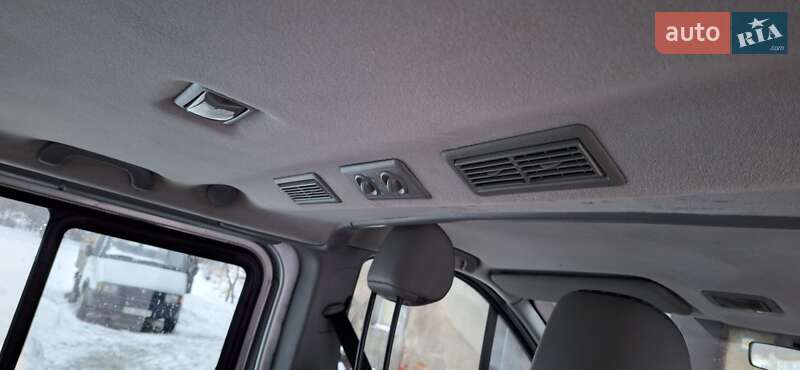 Мінівен Renault Trafic 2009 в Луцьку