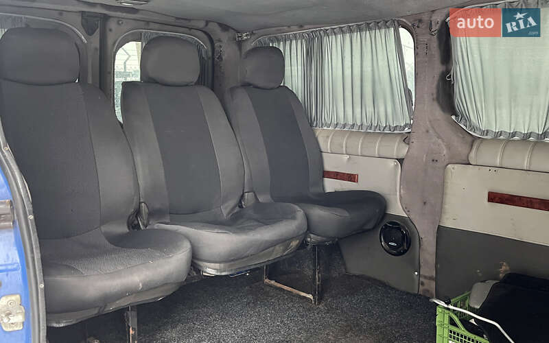 Минивэн Renault Trafic 2002 в Стрые