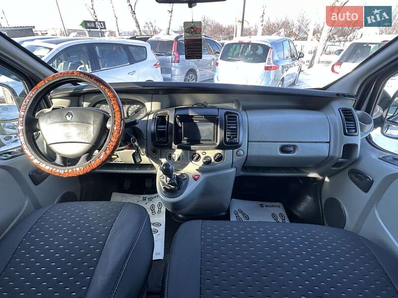 Минивэн Renault Trafic 2005 в Смеле