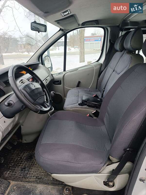 Мінівен Renault Trafic 2007 в Стрию фото 9 Мінівен Renault Trafic 2007 в Стрию