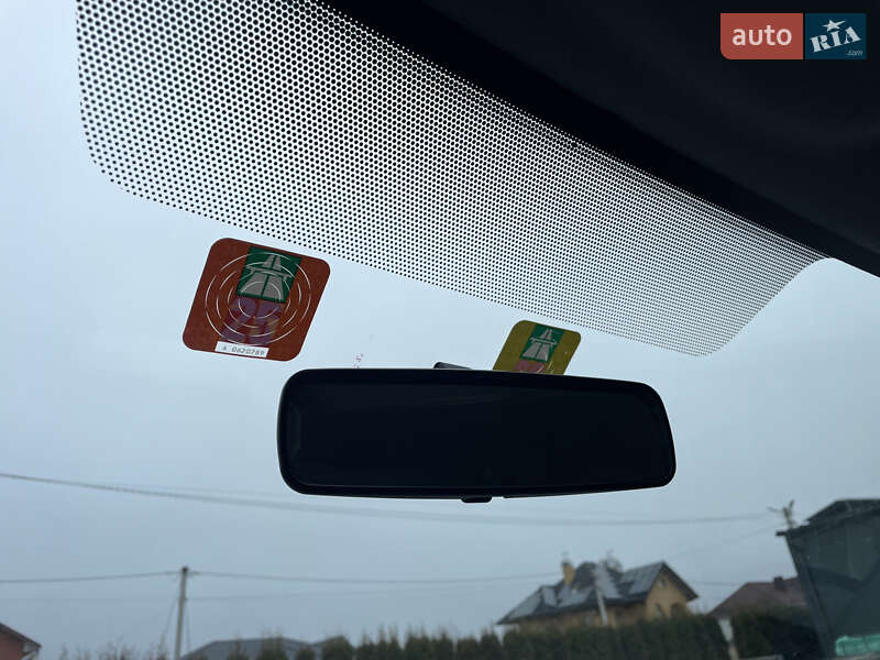 Минивэн Renault Trafic 2012 в Луцке