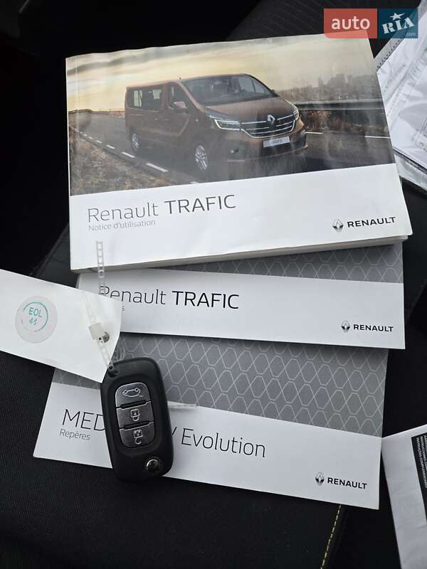 Вантажопасажирський фургон Renault Trafic 2020 в Луцьку
