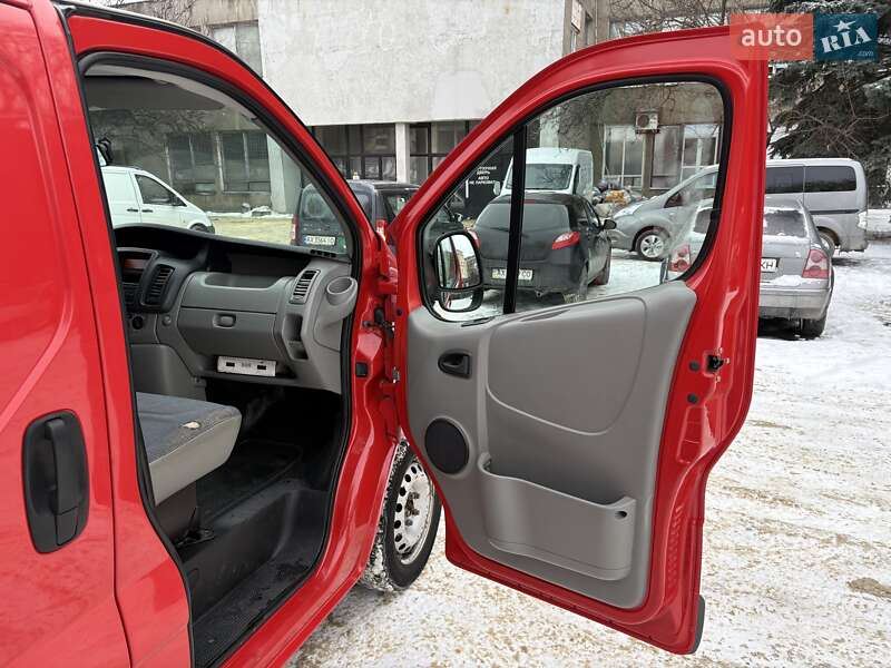 Мікроавтобус вантажний (до 3,5т) Renault Trafic 2014 в Харкові