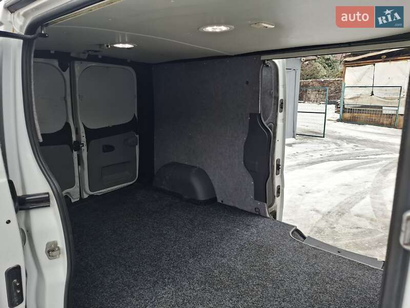 Минивэн Renault Trafic 2012 в Одессе фото 19 Минивэн Renault Trafic 2012 в Одессе