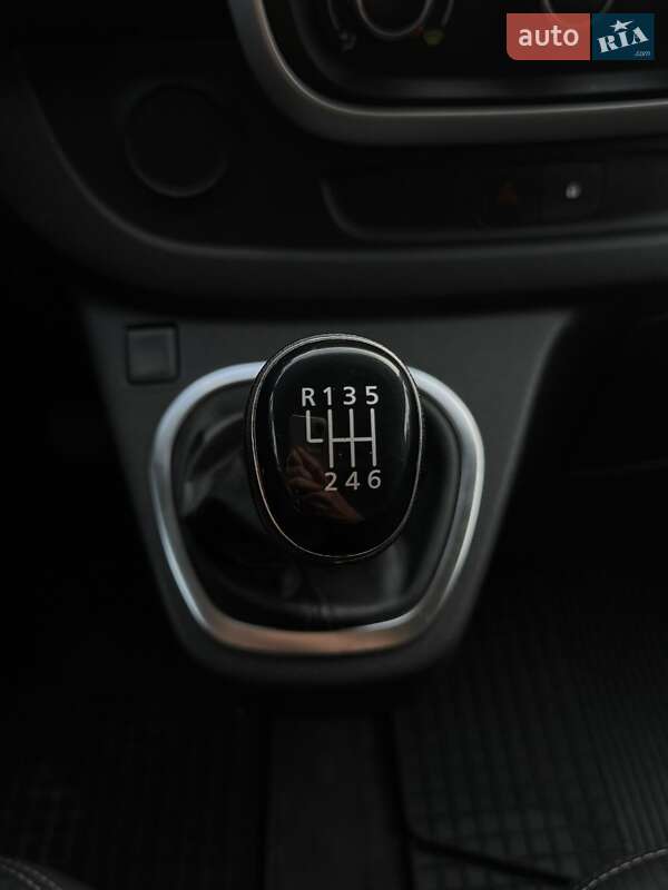 Вантажний фургон Renault Trafic 2020 в Дубні фото 38 Вантажний фургон Renault Trafic 2020 в Дубні