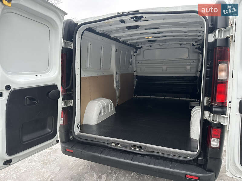 Вантажний фургон Renault Trafic 2023 в Дрогобичі