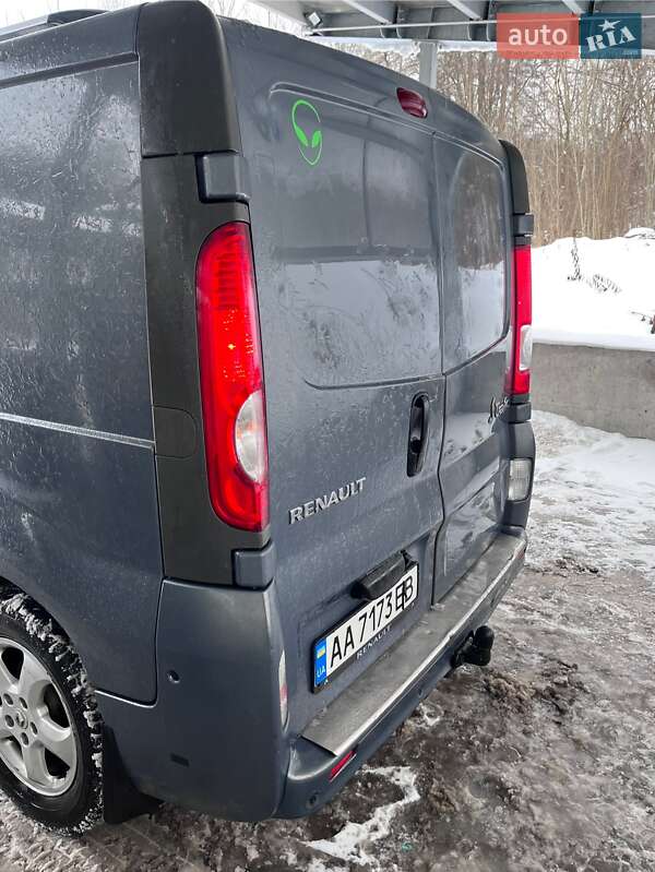 Вантажний фургон Renault Trafic 2013 в Києві