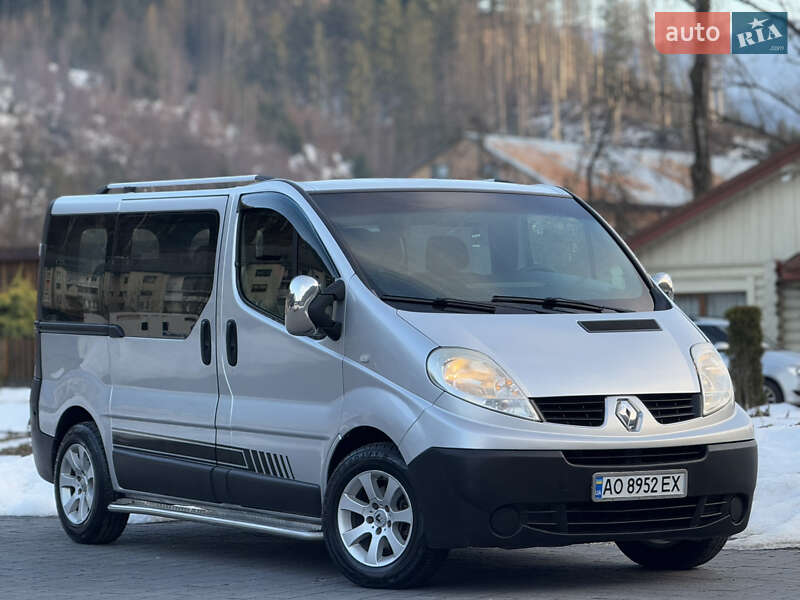 Минивэн Renault Trafic 2007 в Межгорье