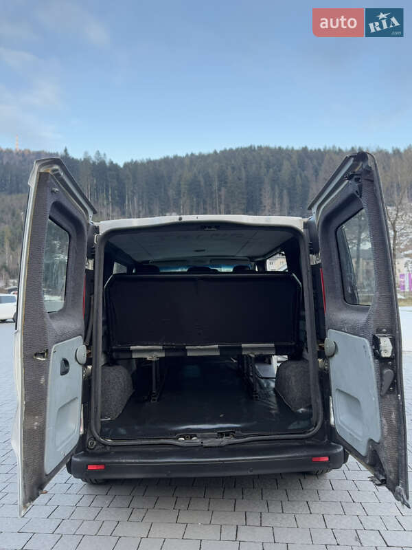 Минивэн Renault Trafic 2007 в Межгорье