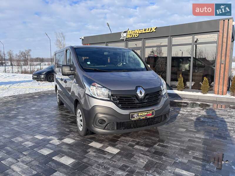 Грузопассажирский фургон Renault Trafic 2016 в Коломые