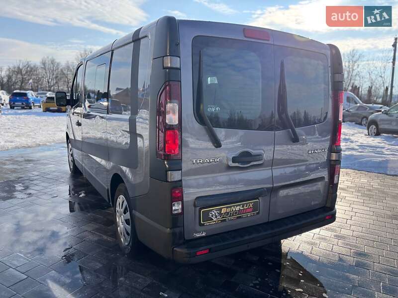 Грузопассажирский фургон Renault Trafic 2016 в Коломые