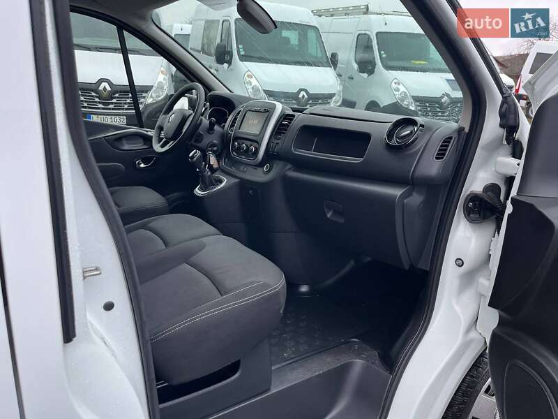 Вантажний фургон Renault Trafic 2020 в Дубні