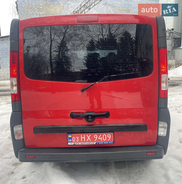 Мінівен Renault Trafic 2012 в Бродах