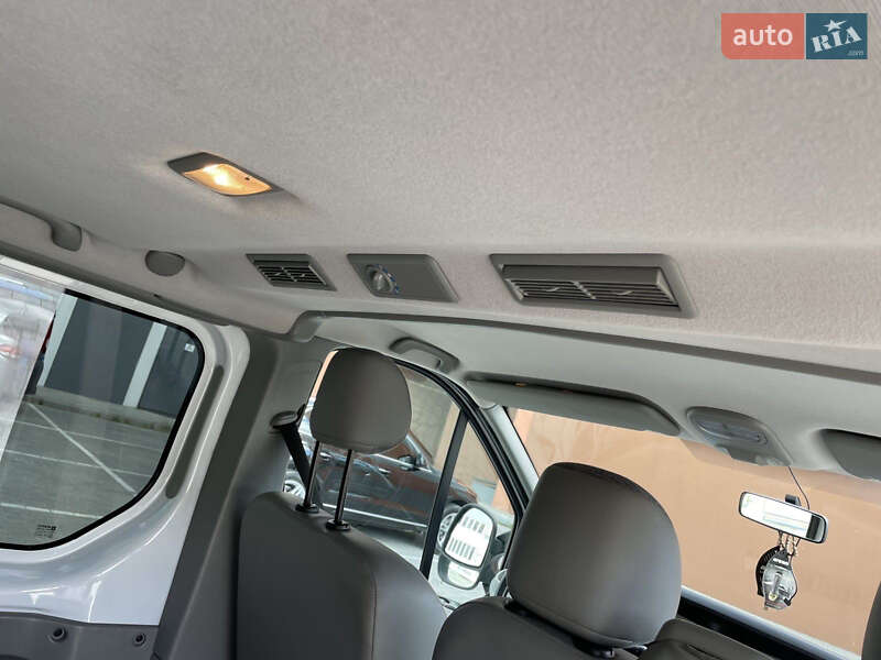 Мінівен Renault Trafic 2010 в Кременці фото 13 Мінівен Renault Trafic 2010 в Кременці