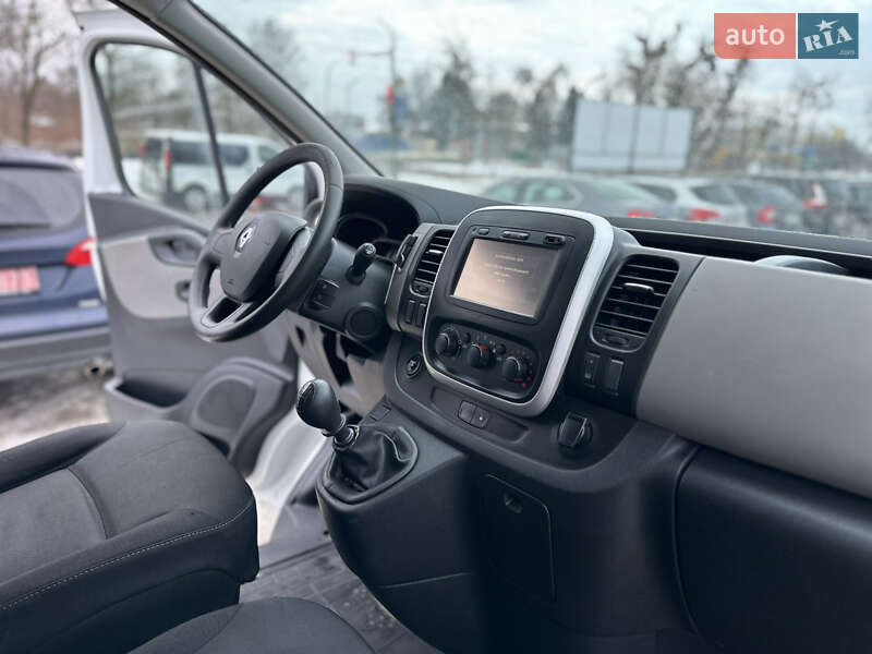 Вантажний фургон Renault Trafic 2018 в Рівному фото 19 Вантажний фургон Renault Trafic 2018 в Рівному