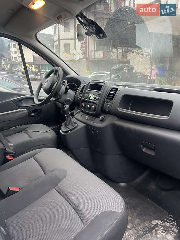 Мікроавтобус вантажний (до 3,5т) Renault Trafic 2021 в Буковеле фото 3 Мікроавтобус вантажний (до 3,5т) Renault Trafic 2021 в Буковеле