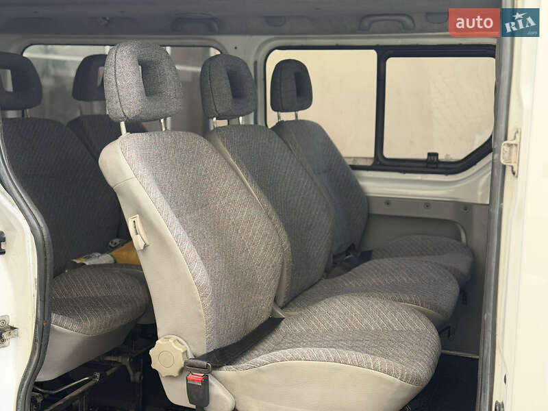 Минивэн Renault Trafic 2004 в Львове