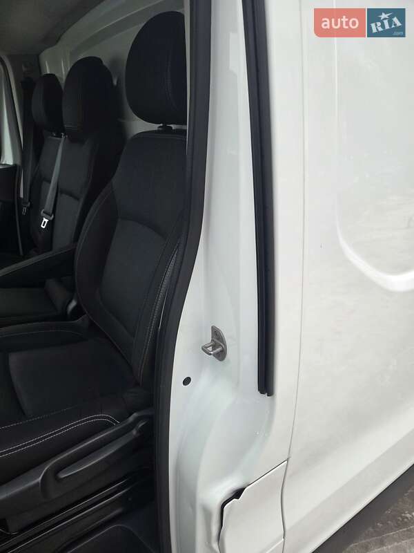 Микроавтобус грузовой (до 3,5т) Renault Trafic 2018 в Броварах фото 39 Микроавтобус грузовой (до 3,5т) Renault Trafic 2018 в Броварах