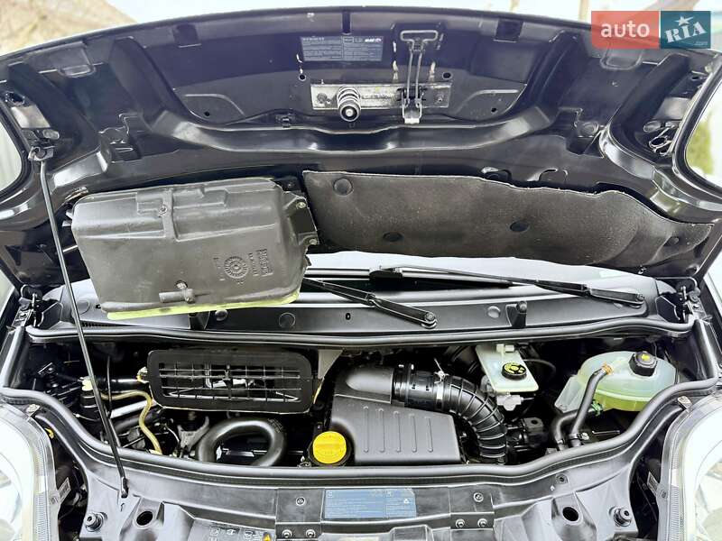 Мінівен Renault Trafic 2014 в Вінниці