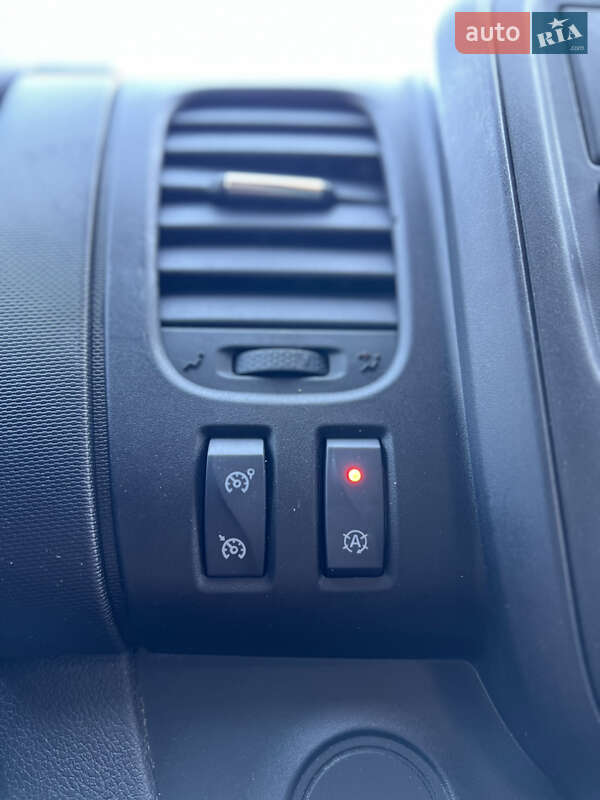 Мінівен Renault Trafic 2020 в Дубні