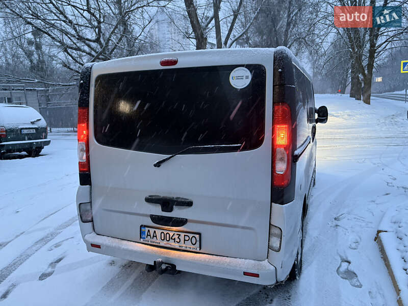 Мінівен Renault Trafic 2010 в Києві