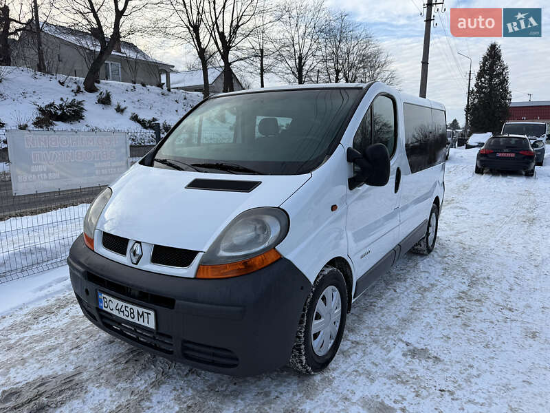 2005 Renault Trafic, VIN VF1FLACA65Y105579:plate — фото 1 (autoria)