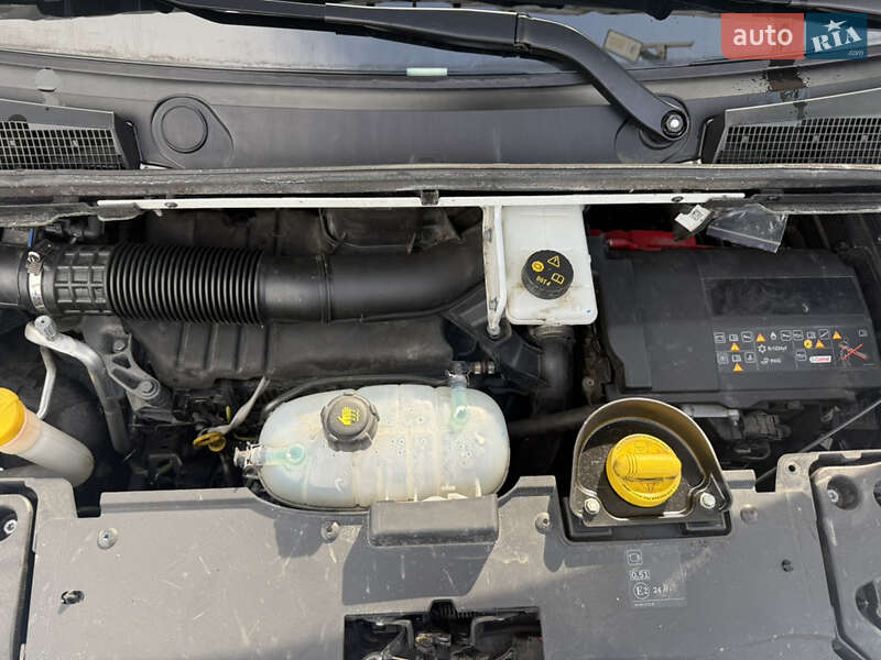 Минивэн Renault Trafic 2023 в Ивано-Франковске